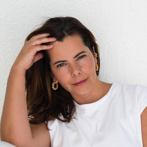 Sarah Lemos facial massage anti-aging