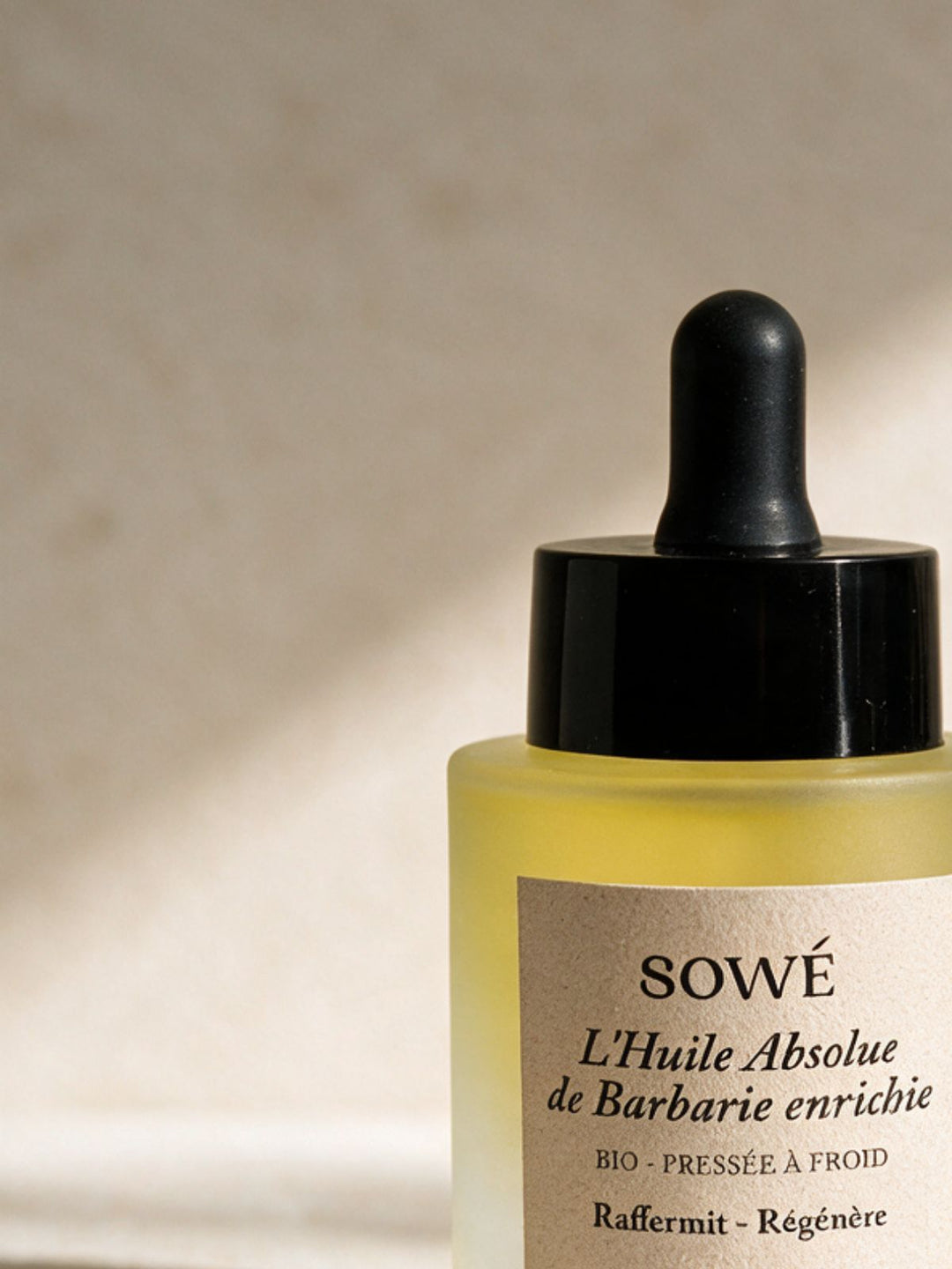 Aceite absoluto, higo chumbo, semillas y flores